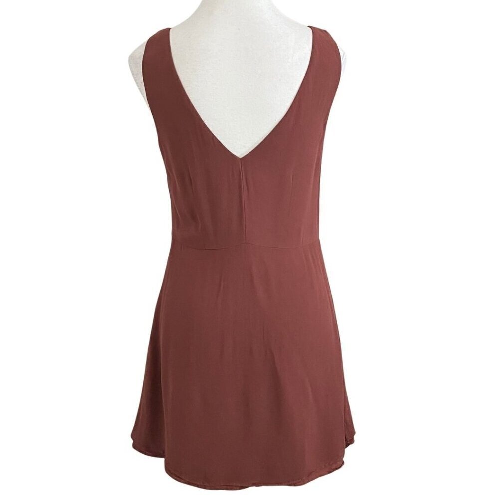 ARITZIA LITTLE MOON BROWN SLEEVELESS V-NECK MINI DRESS ARTICLE 63085 - 0 - Picture 4 of 11